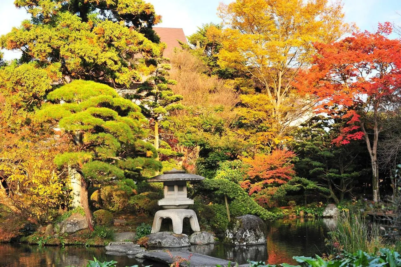 Yoshiike Ryokan Hakone 4*,